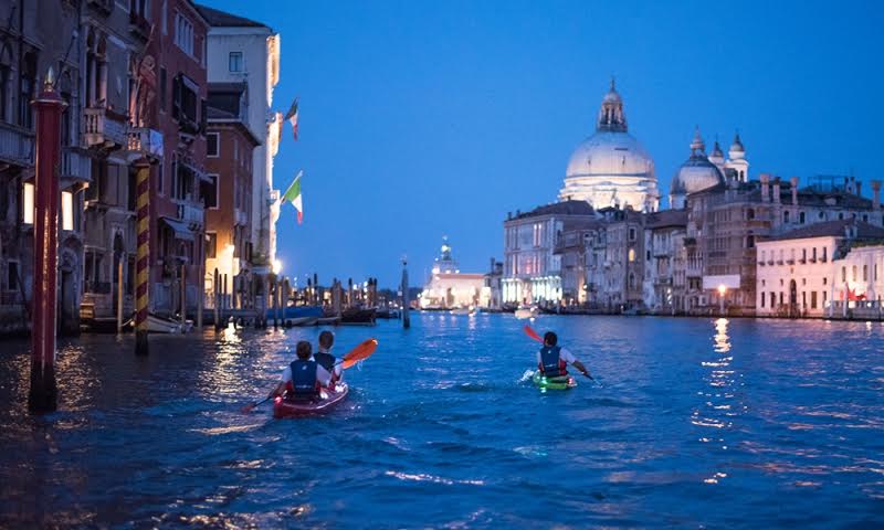 real-venetian-kayak-night